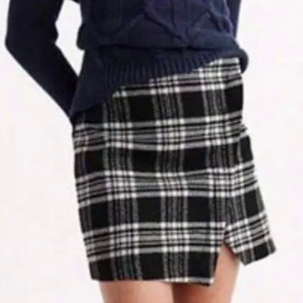 2/40$Abercrombie skirt Wool Checked Skirts size 2